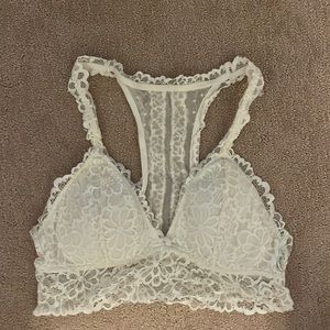 Aerie Ivory Floral Lace Bralette